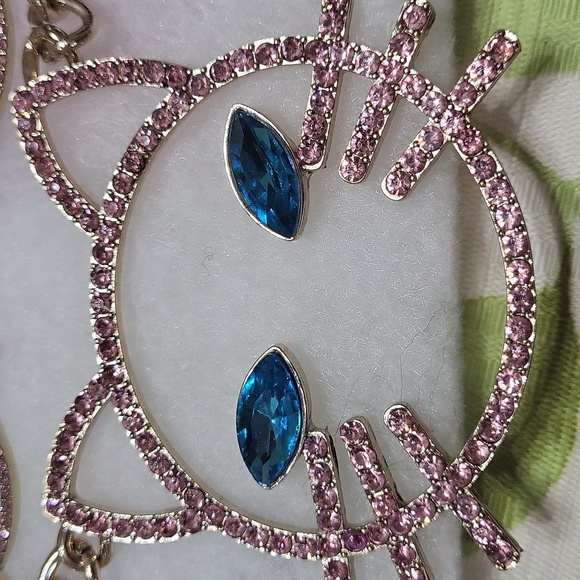 Betsey Johnson Pink and Blue Cat Face Jewelry Set - Picture 3 of 9